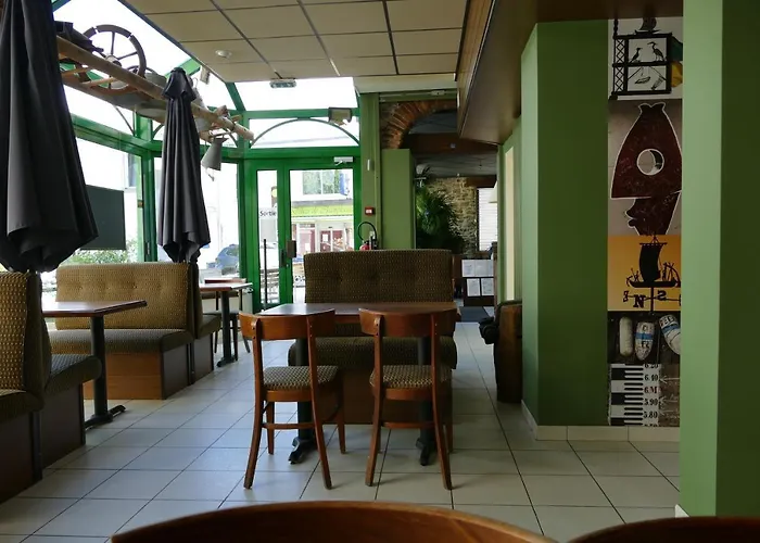 Logis Hotels Le Champalud Restaurant La Citadelle