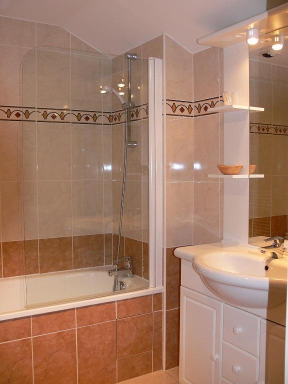 Hotel Logis Le Champalud Restaurant La Citadelle 3*