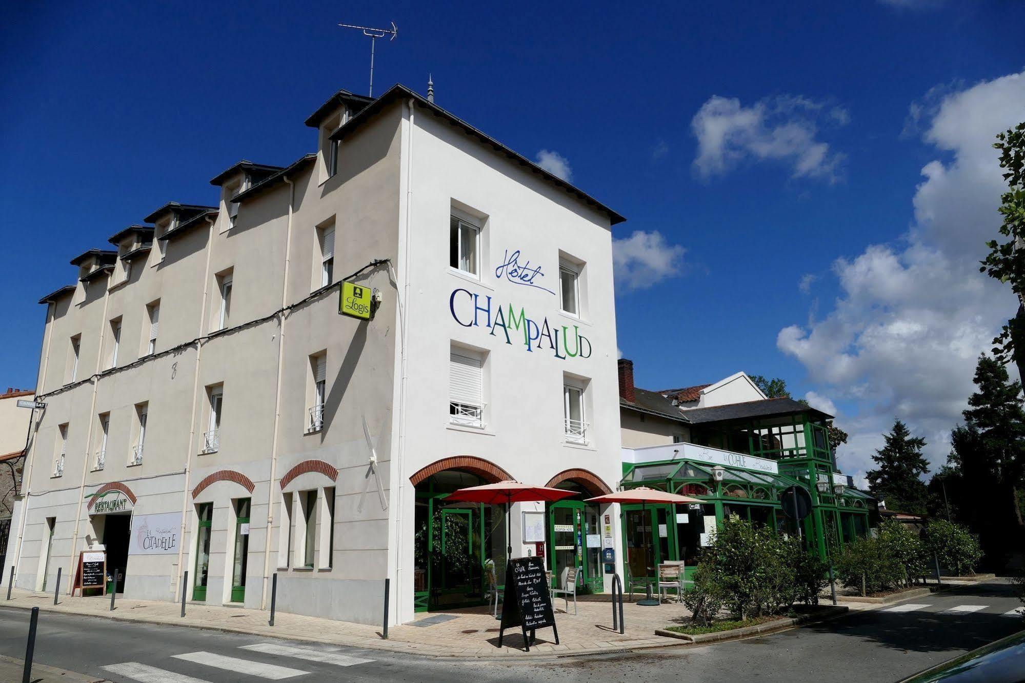 Logis Le Champalud Restaurant La Citadelle